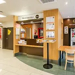 Centre 2*