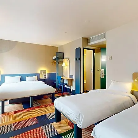 Hotel Centre 2*