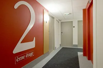 Centre 2*